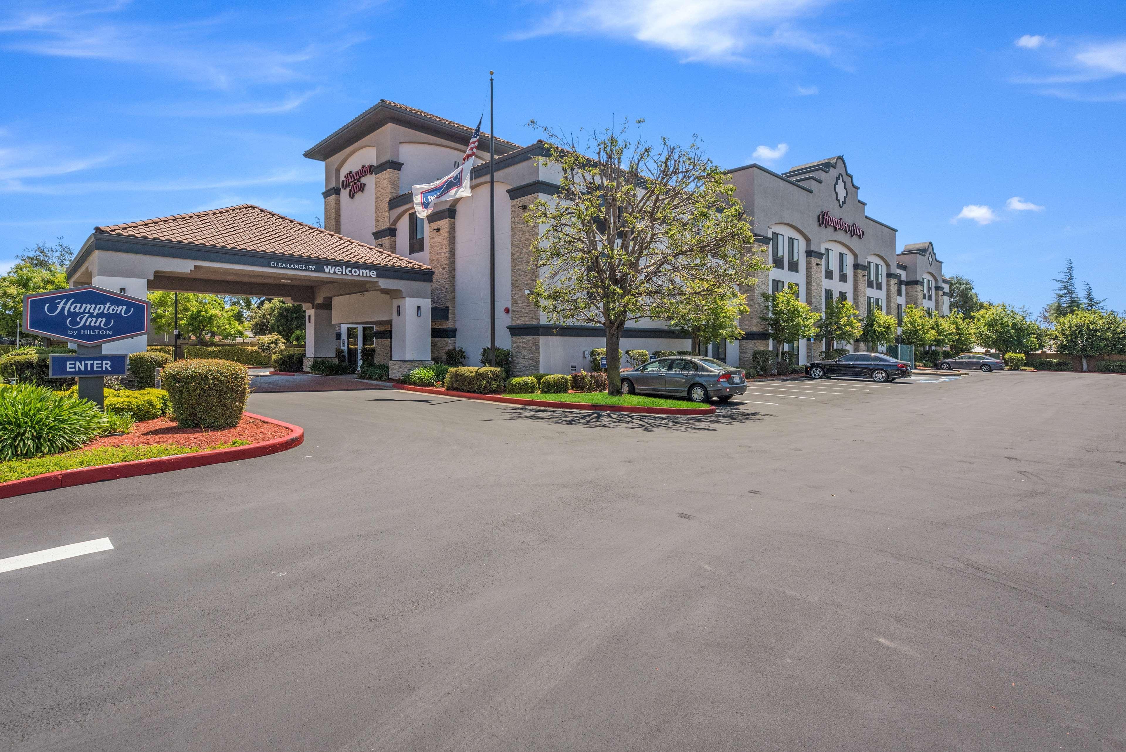 Hampton Inn Oakland-Hayward Exterior foto